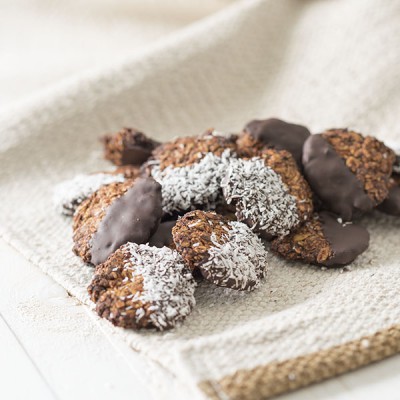 Hvermoutkoekjes met chocolade dip