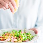 salade met geroosterde radijsjes en citroendressing