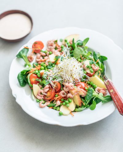 salade met Hollandse garnaaltjes en doperwten