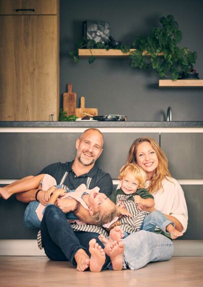 Jennifer en Sven met de kinderen