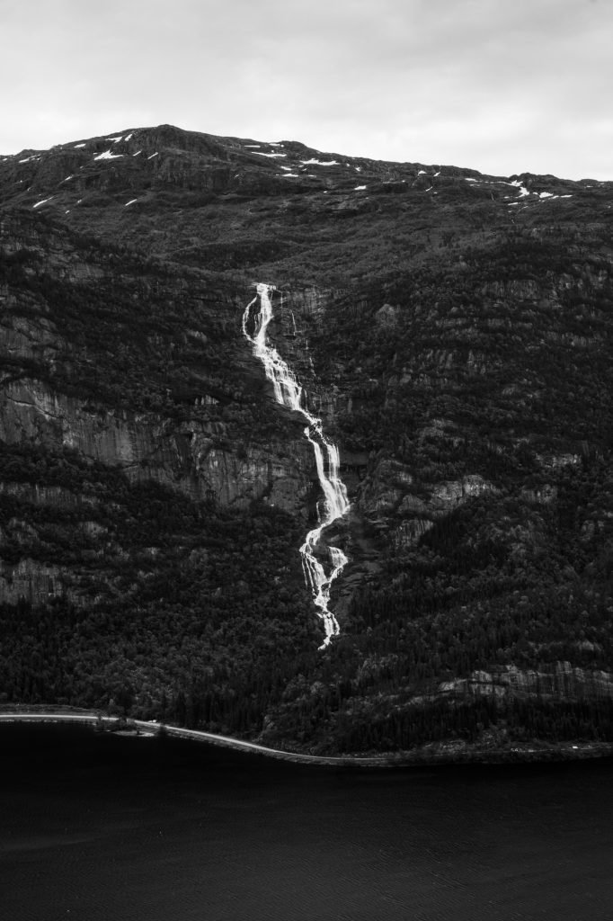 Tjørnadalsfossen waterval