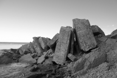 s-43350-staplade stenar