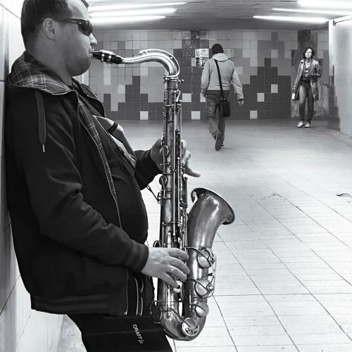 s-31454-saxofonist