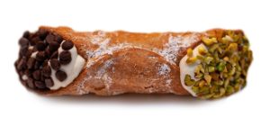 international cake day - Cannoli