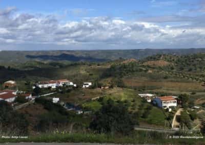 Monte de Cima, Monte de Baixo, Casa Velha en Cerro Alto zijn de gehuchten op wandeling CTM PR6