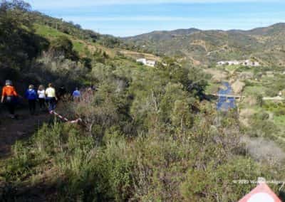 Ribeira Alportel meandert door het landschap tijdens een wandeling van gemeente Tavira