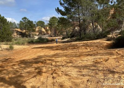 Wandelen Algarve -Canyon wandeling Gambelas nabij Faro.
