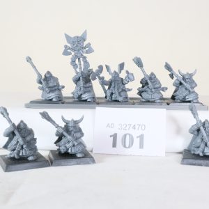 8 Dwarf Warriors