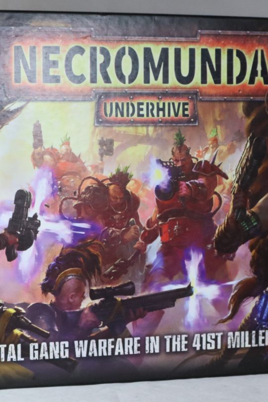 Necromunda_HiveWar