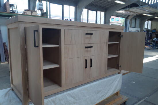 Eiken dressoir