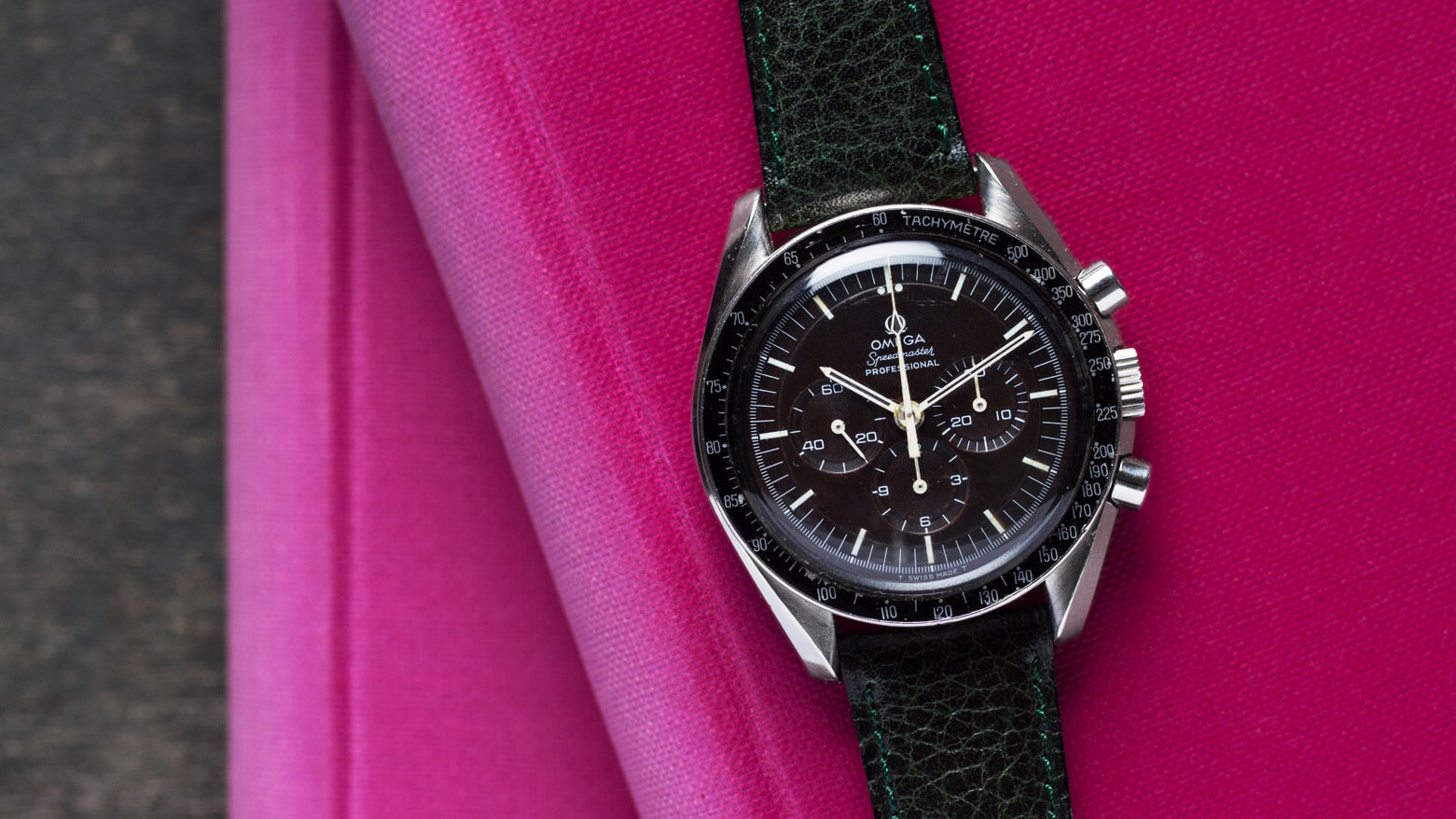 OMEGA SPEEDMASTER TROPICAL