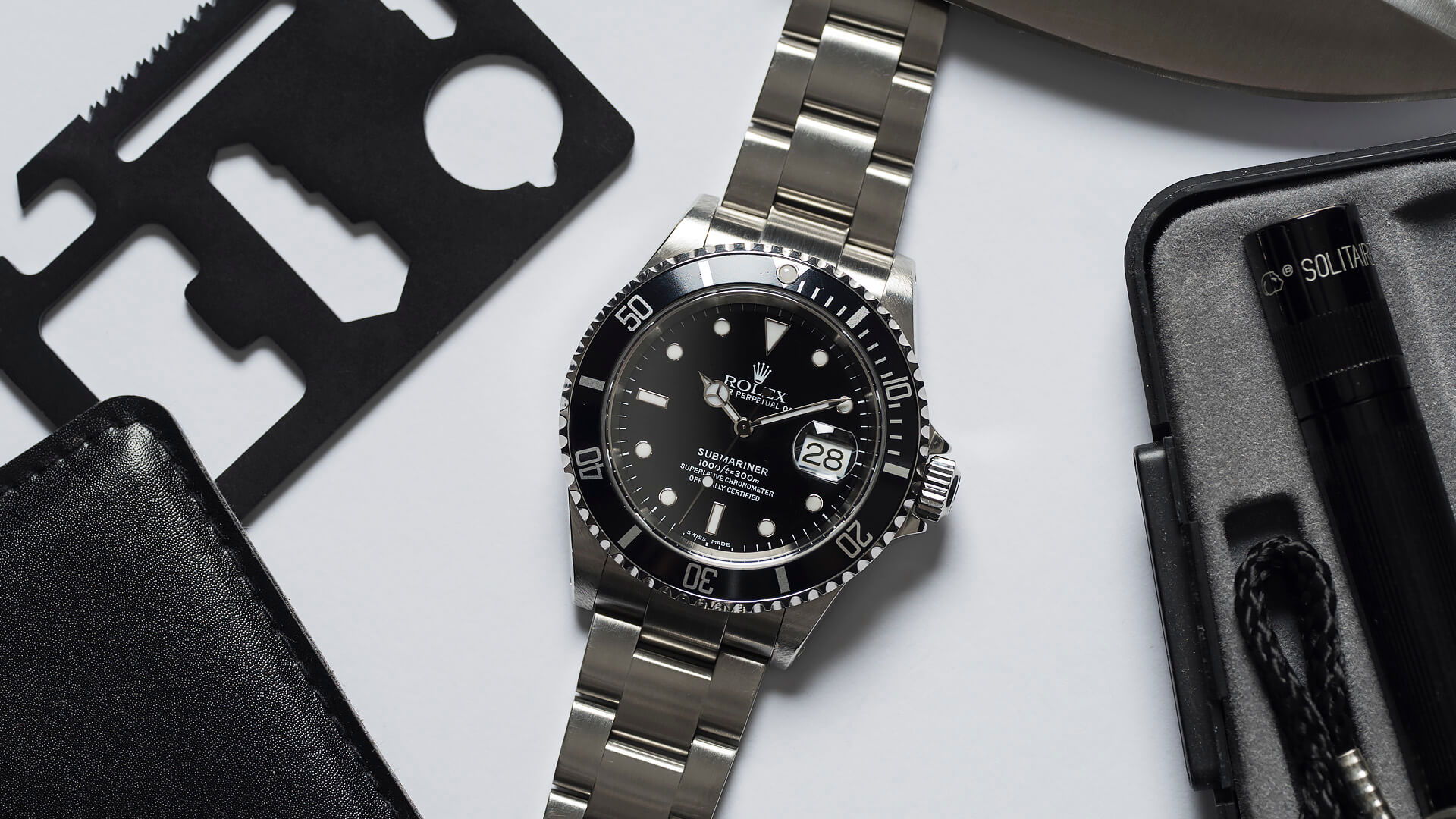 ROLEX SUBMARINER 16610 PINHOLES