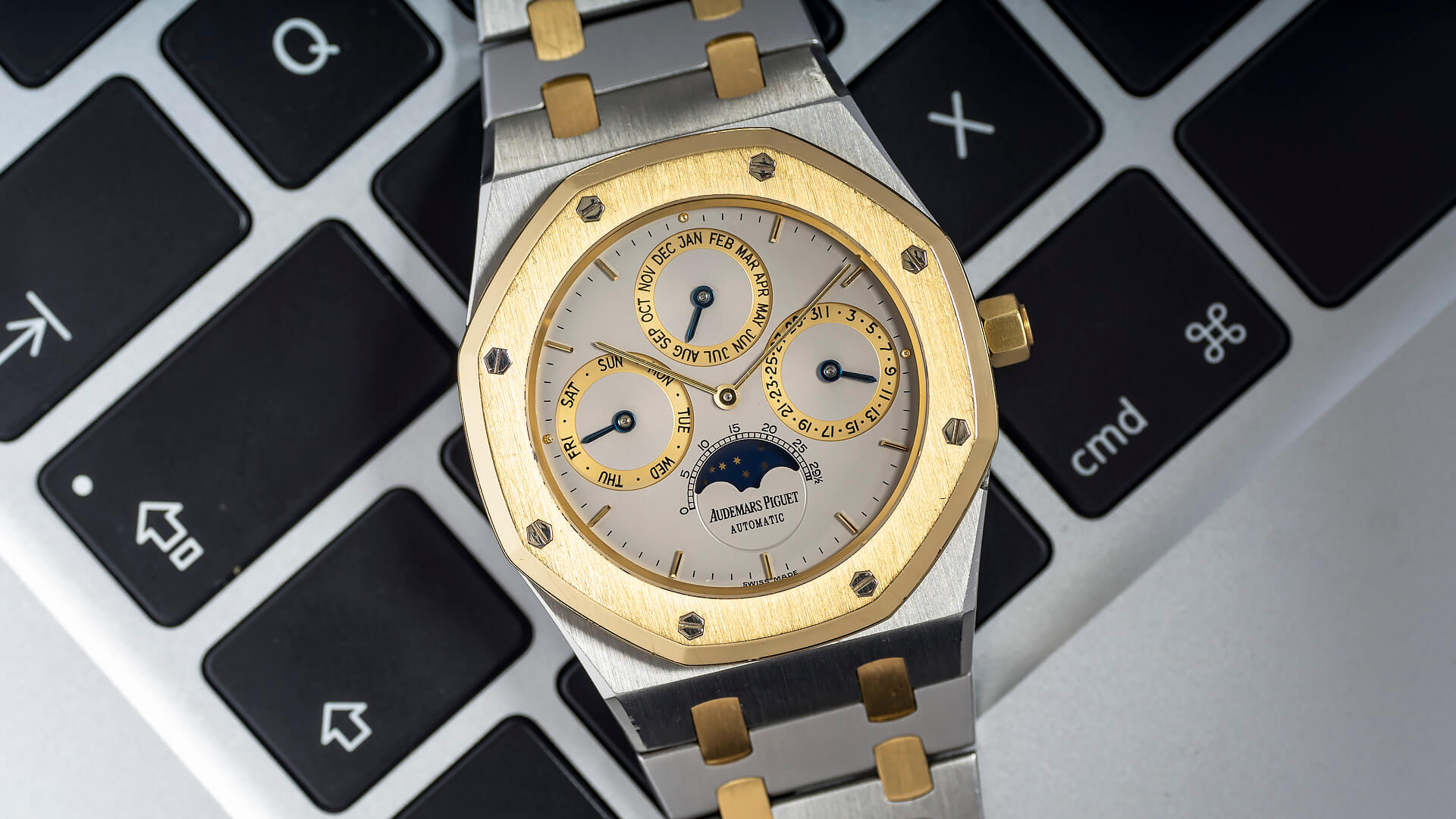 AUDEMARS PIGUET PERPETUAL CALENDAR 25654SA