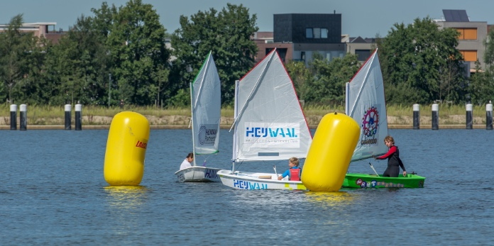 foto wedstrijdzeilen Watersport Woerden