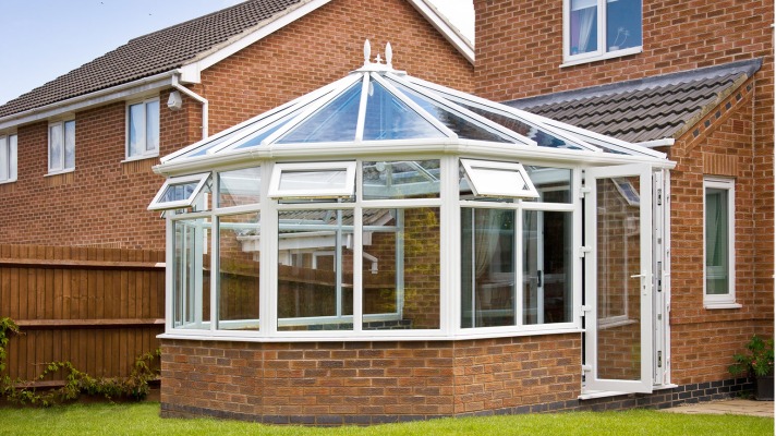 Different types of conservatory roofs