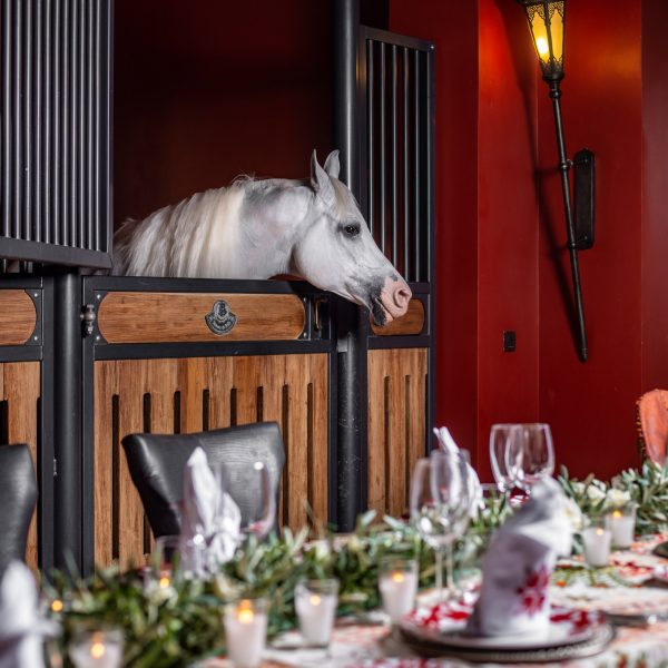 horse square wedding table