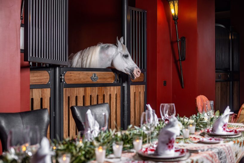 horse square wedding table