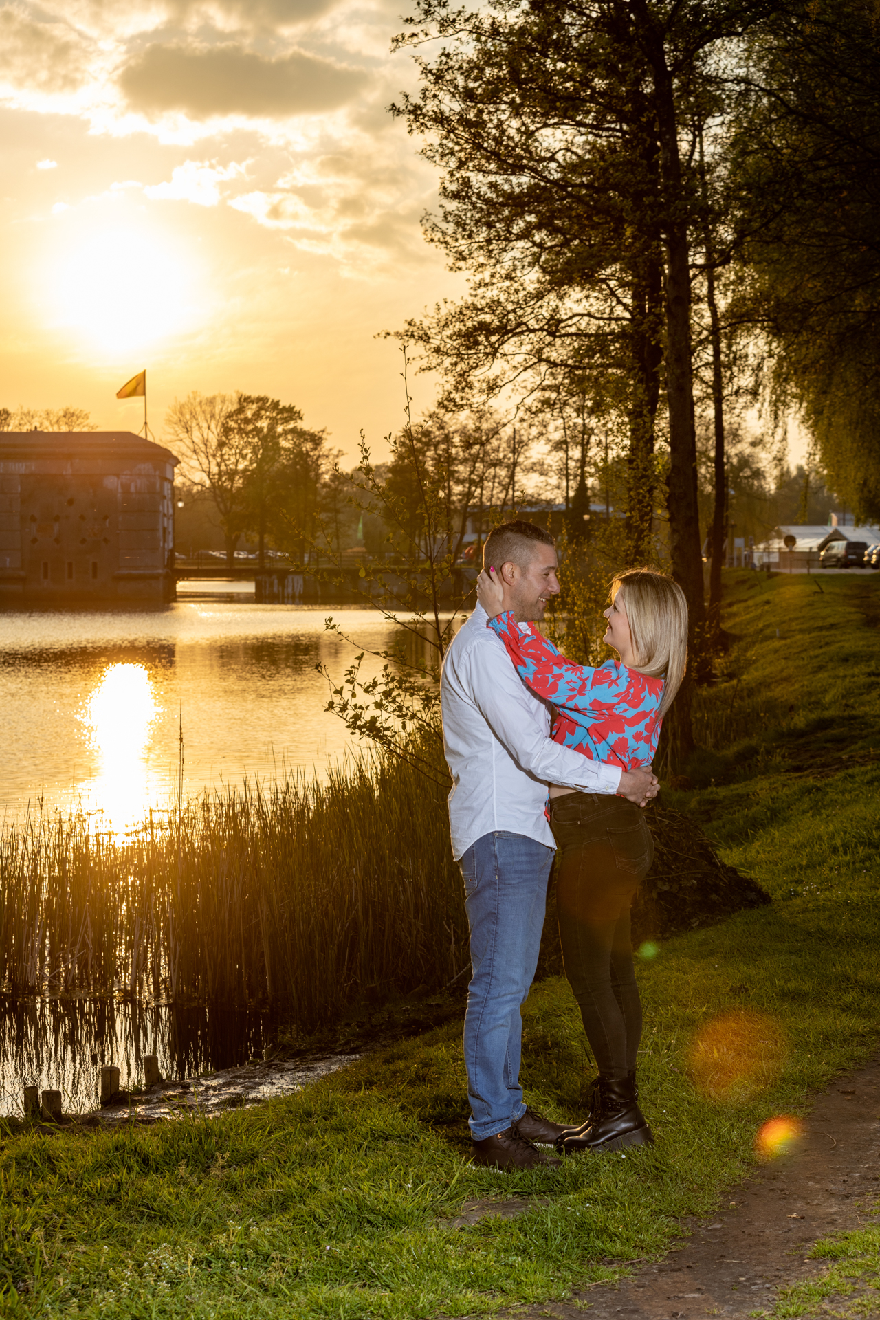 Loveshoot in Puurs Huwelijksfotografie in Puurs