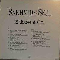 Skipper & Co – Snehvide Sejl.