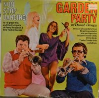 Various – Non Stop Dancing Garden Party.