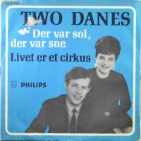Two Danes – Der Var Sol, Der Var Sne.