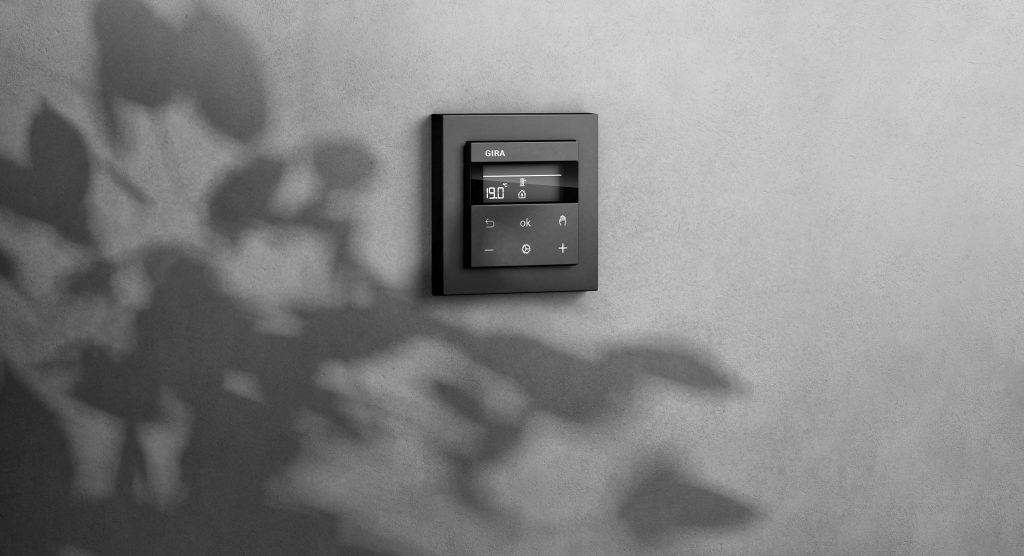 Gira System 3000 steuert jetzt auch Heizung und Klima 19 Gira System 3000 Raumtemperaturregelung 02