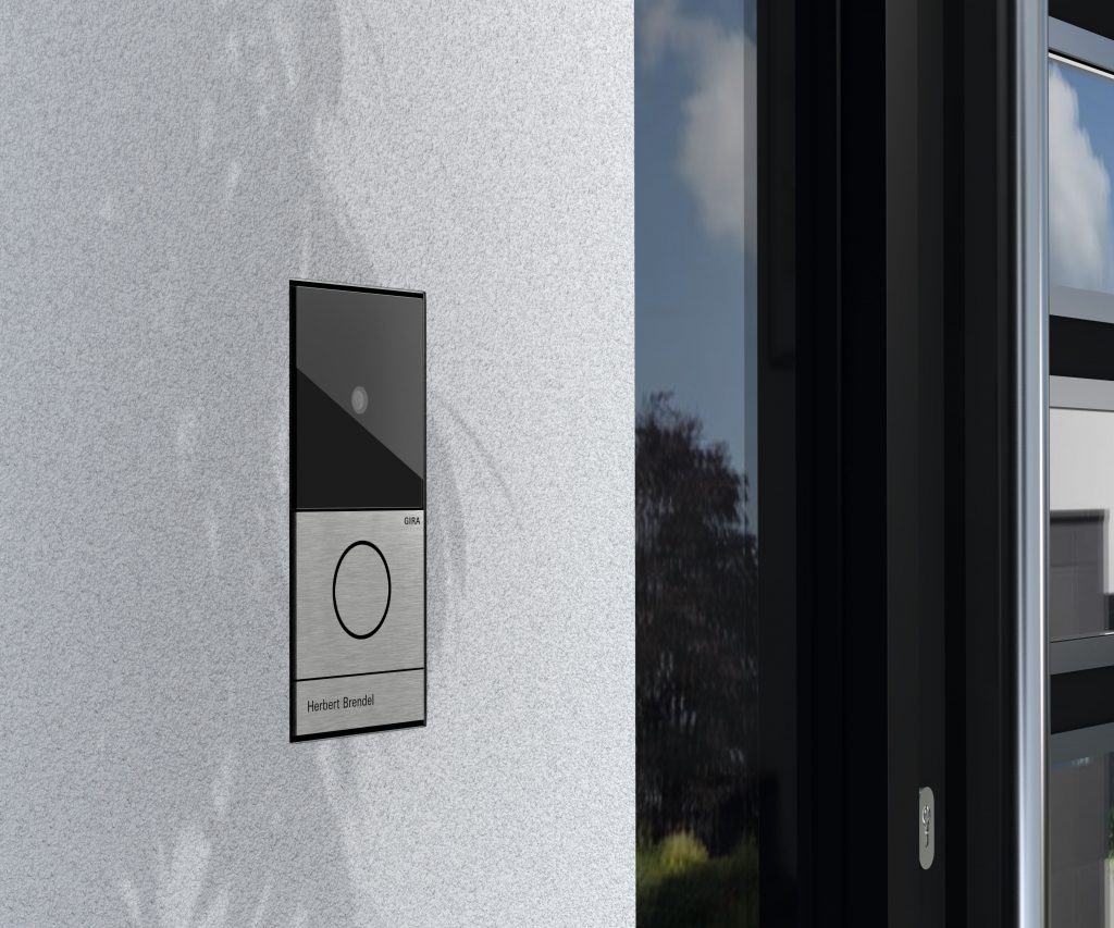 Gira System 106 jetzt auch flächenbündig: Flach, flexibel, formschön 19 Bild zeigt Gira System 106 flächenbündig