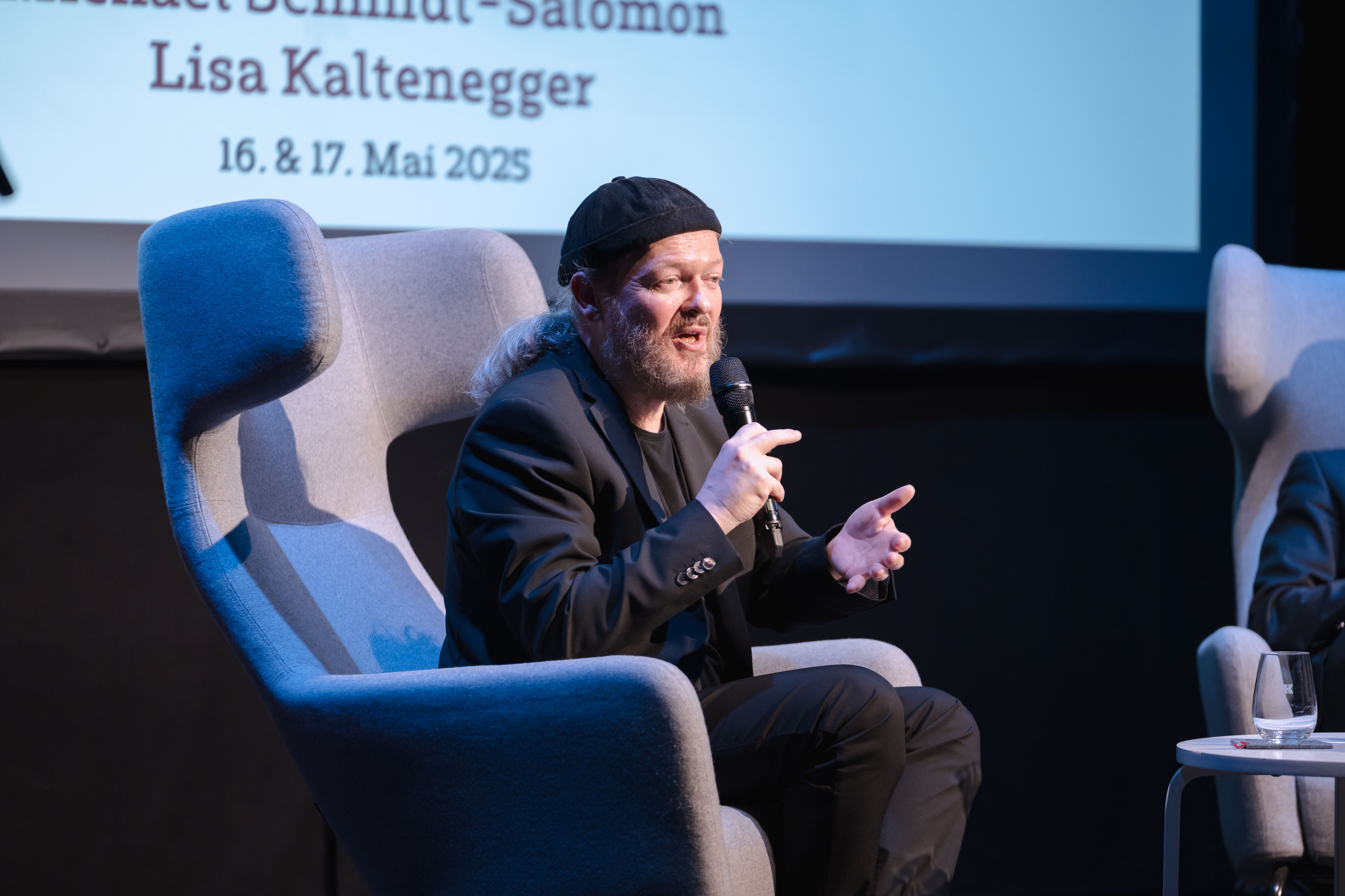 Vom Glück, das zwischen Sternen und Gedanken leuchtet – Das waren die glück.tage im Kufsteinerland mit Lisa Kaltenegger und Michael Schmidt-Salomon 19 Michael Schmidt-Salomon in Kufstein, Kufsteinerland