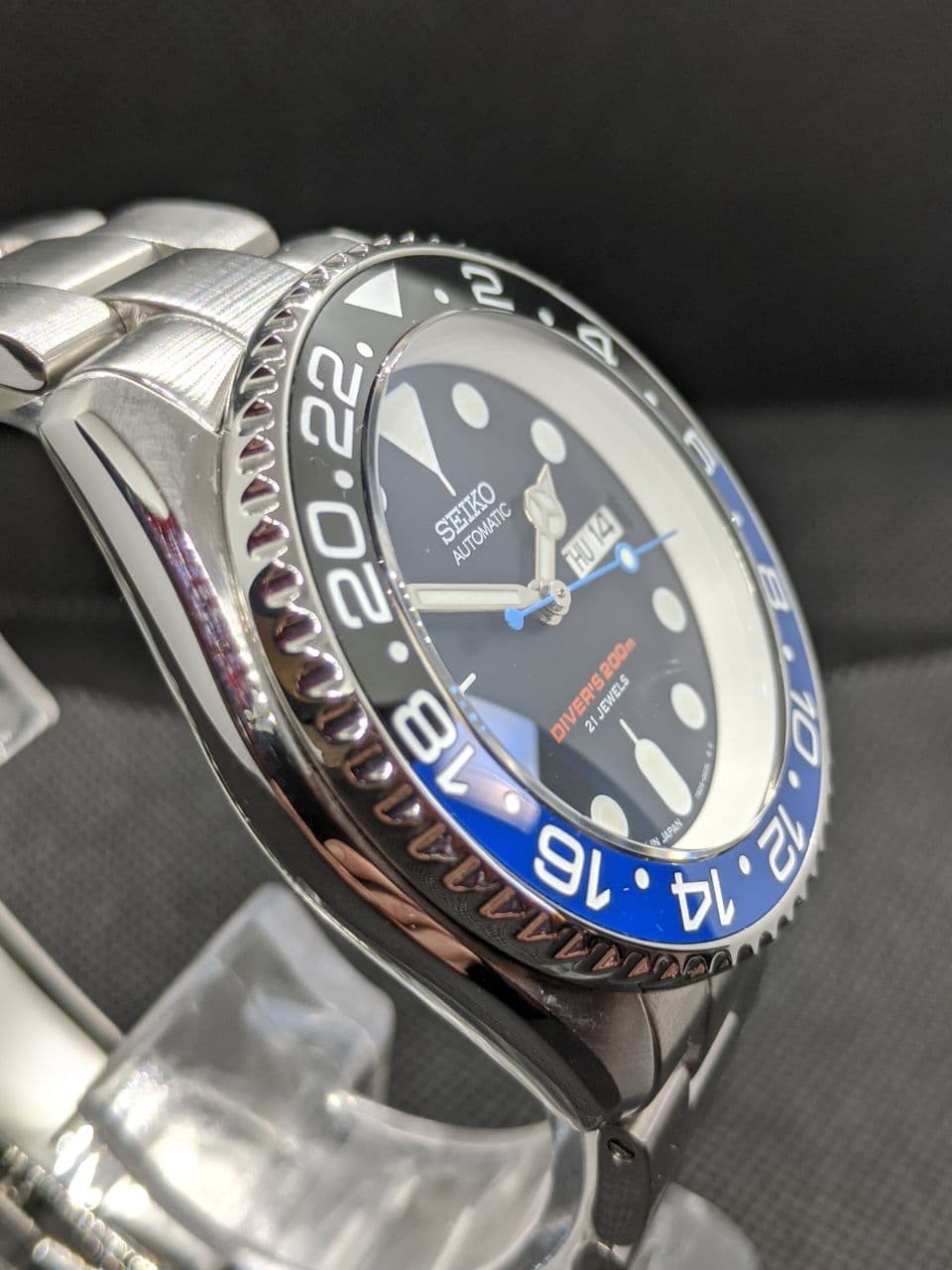 Seiko Mod - SKX009J1 Submariner Batman - WellingTime