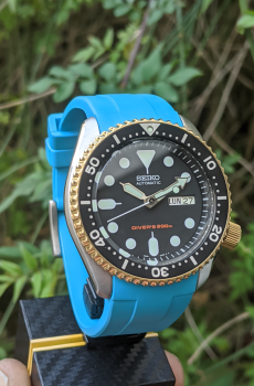 Seiko SKX007 mod gold plated - custom OEM seiko mods at wellingtime