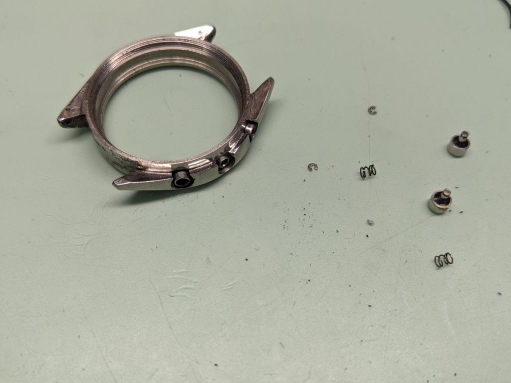 Seiko 7018 Repair - case repair