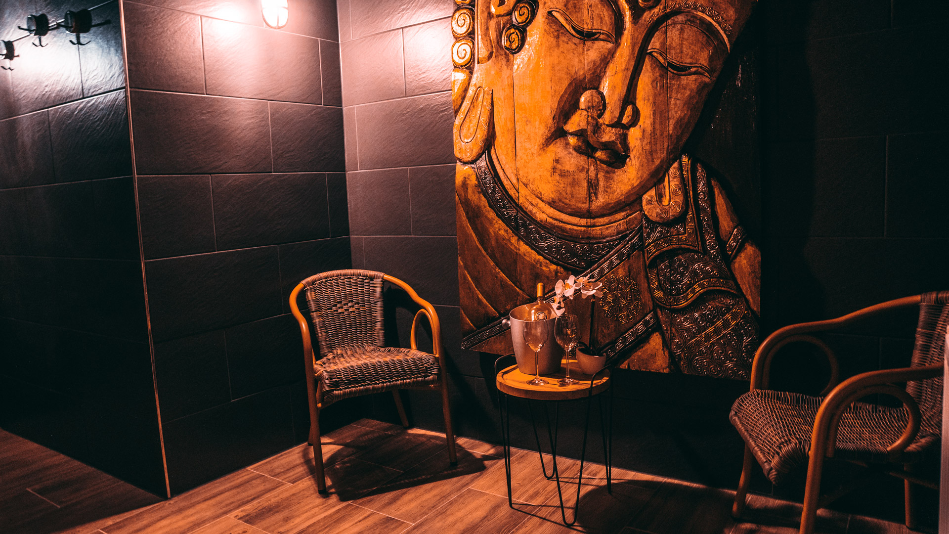 Galerie Wellness Deluxe Bar 23