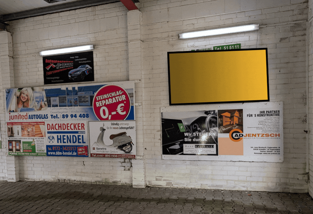 digitale Werbewand für Außenwerbung, Altenburburg Zwickauer Straße, AWS Autowaschstraße