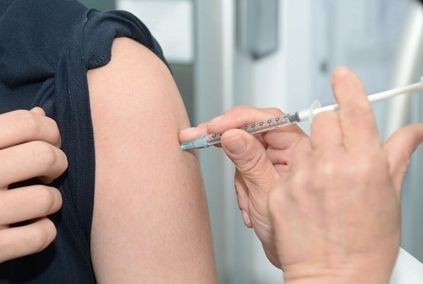 Afspraak over corona vaccinatie medewerkers acute zorg