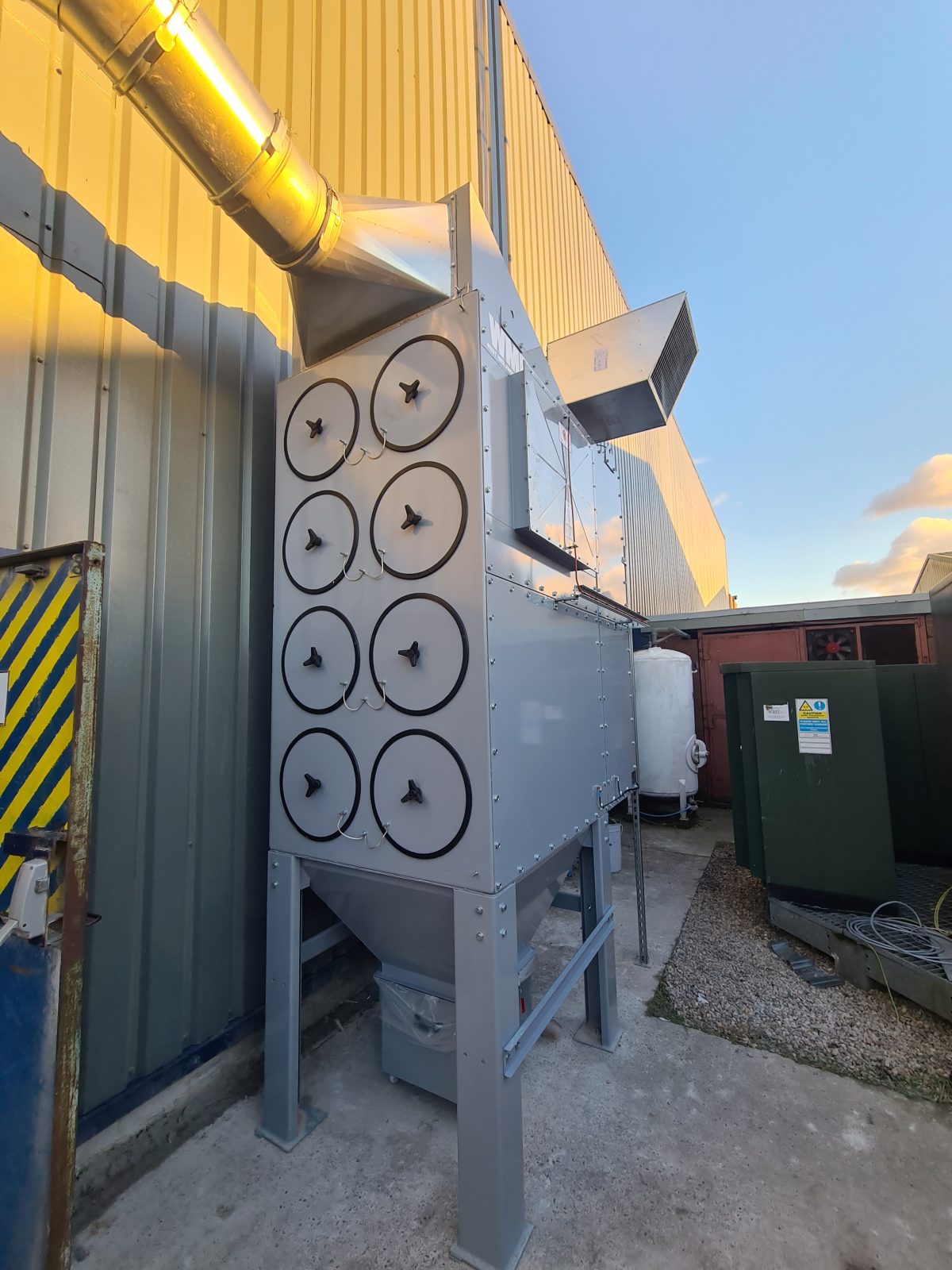 Titan Horizontal Dust Collector - West Midlands Filtration Ltd