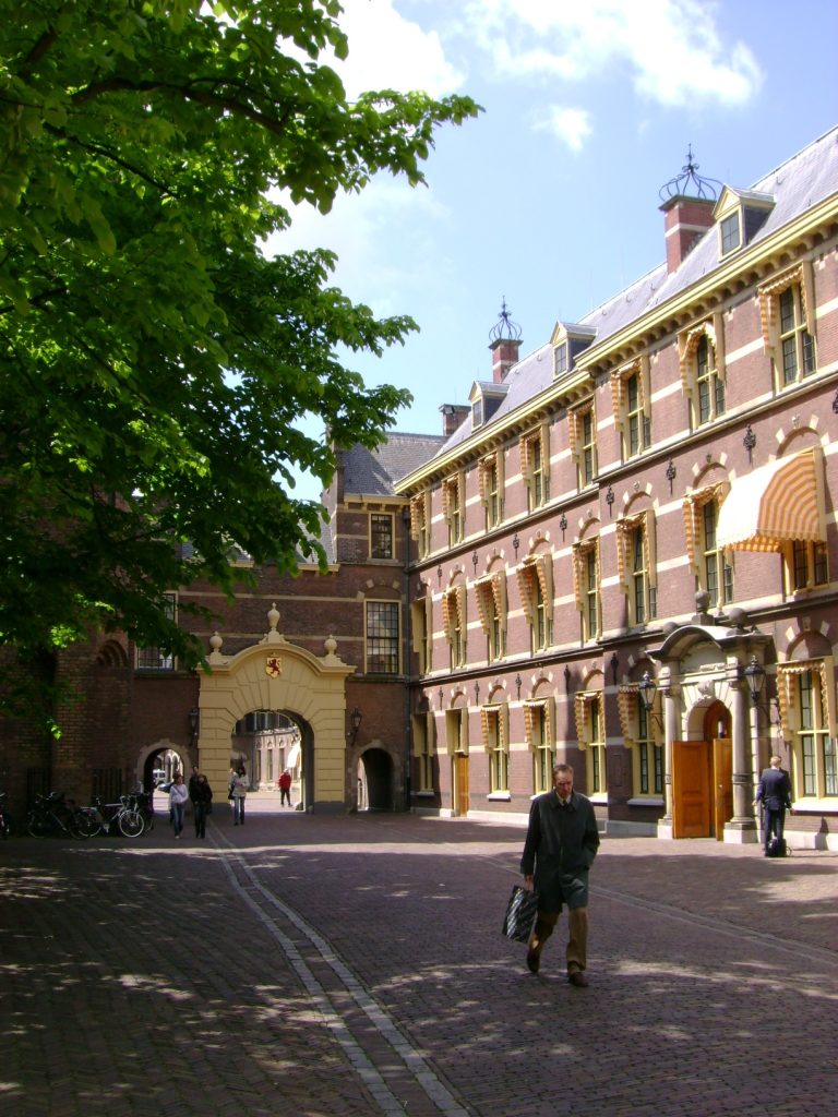 Binnenhof 5