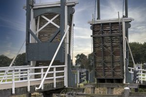 Sloop Enkeerdbrug Marsdijk begonnen 19 oktober 2020 - Gino Fotografie