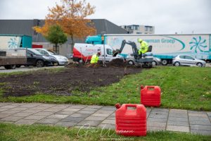 Gat graven voor sokkel kunstwerk 26 oktober 2020