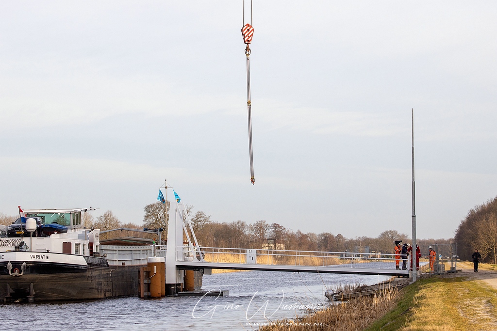 Plaatsing Enkeerdbrug Marsdijk 24 februari 2021 - Gino Wiemann