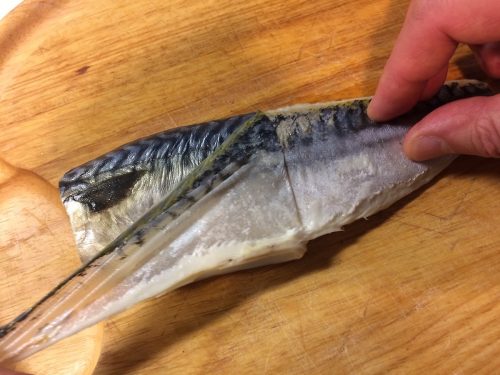 pickled mackerel by salt and vinegar treatment - wilfriedscooking