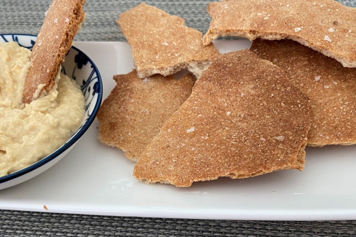 Lavash style crispy crackers ©️ Nel Brouwer-van den Bergh