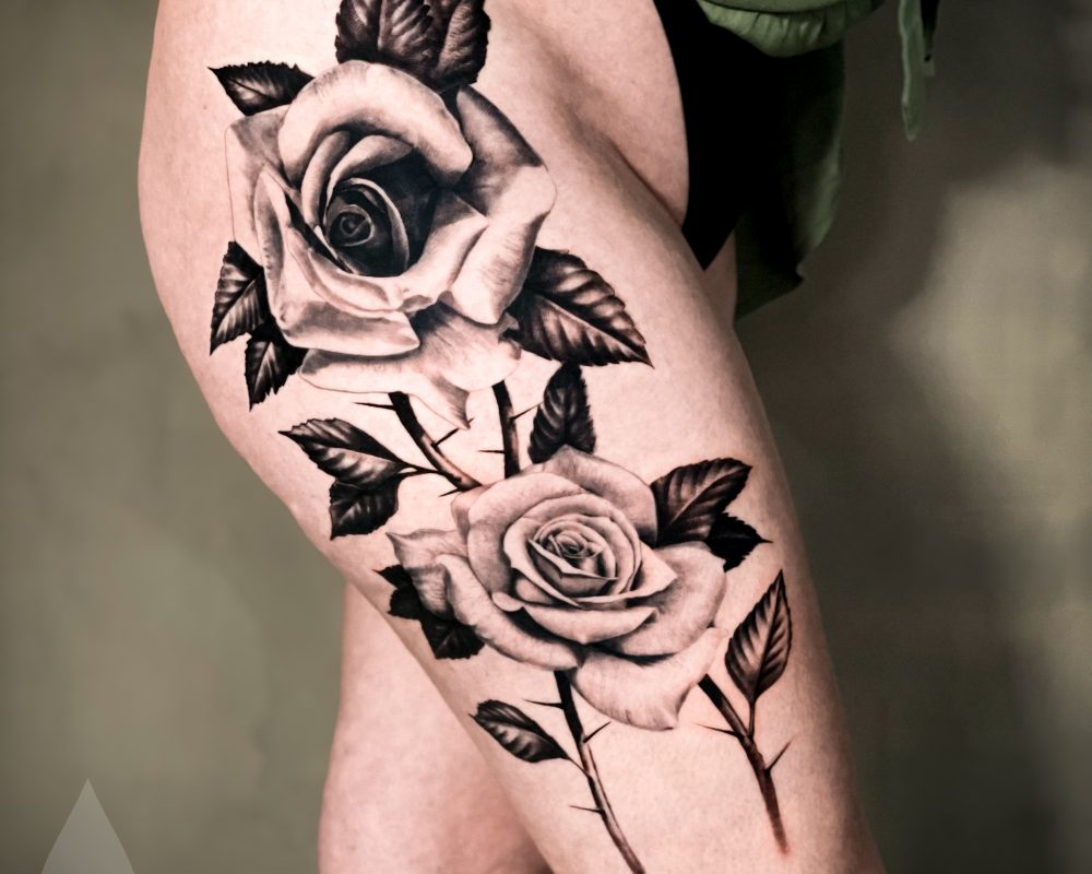 Realistic roses on hip large scale leaves