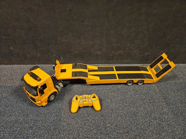 Tweedehands Jamara 1/20 Flatbed Truck Mercedes-Benz Arocs.