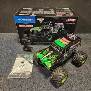 Tweedehands Losi LMT 4WD Solid Axle Monster Truck RTR - Grave Digger (2 dagen jong).