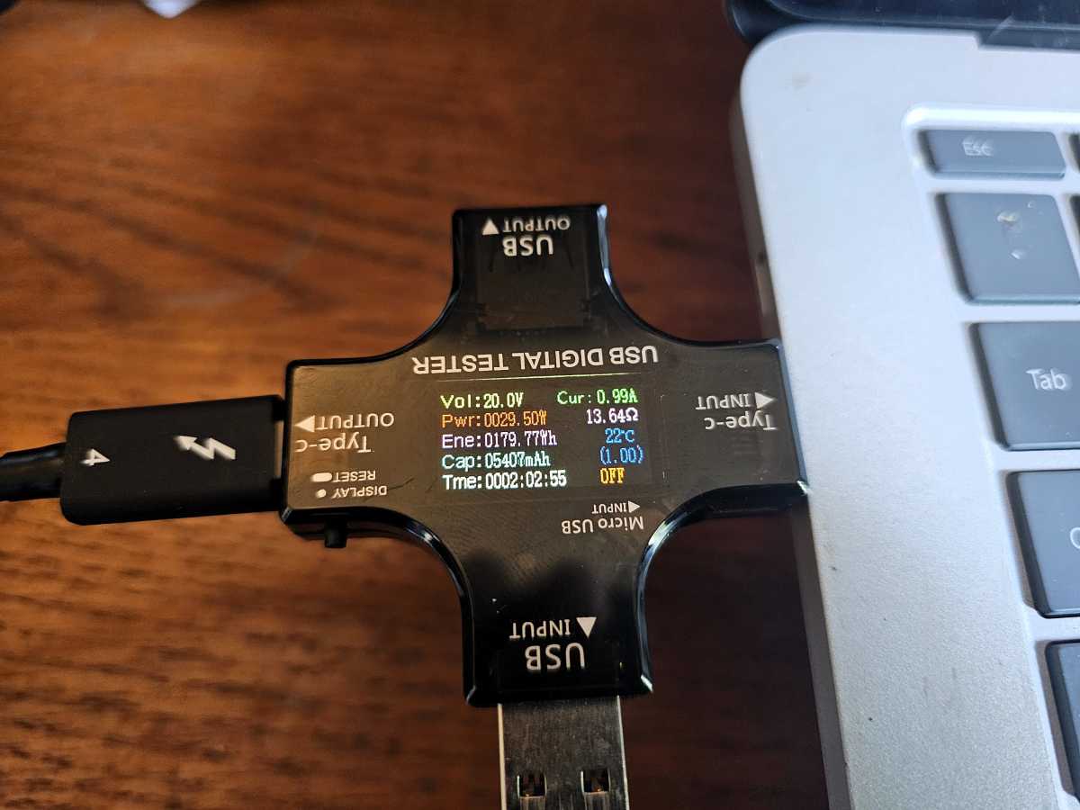 Thunderbolt dock testing USB multimeter