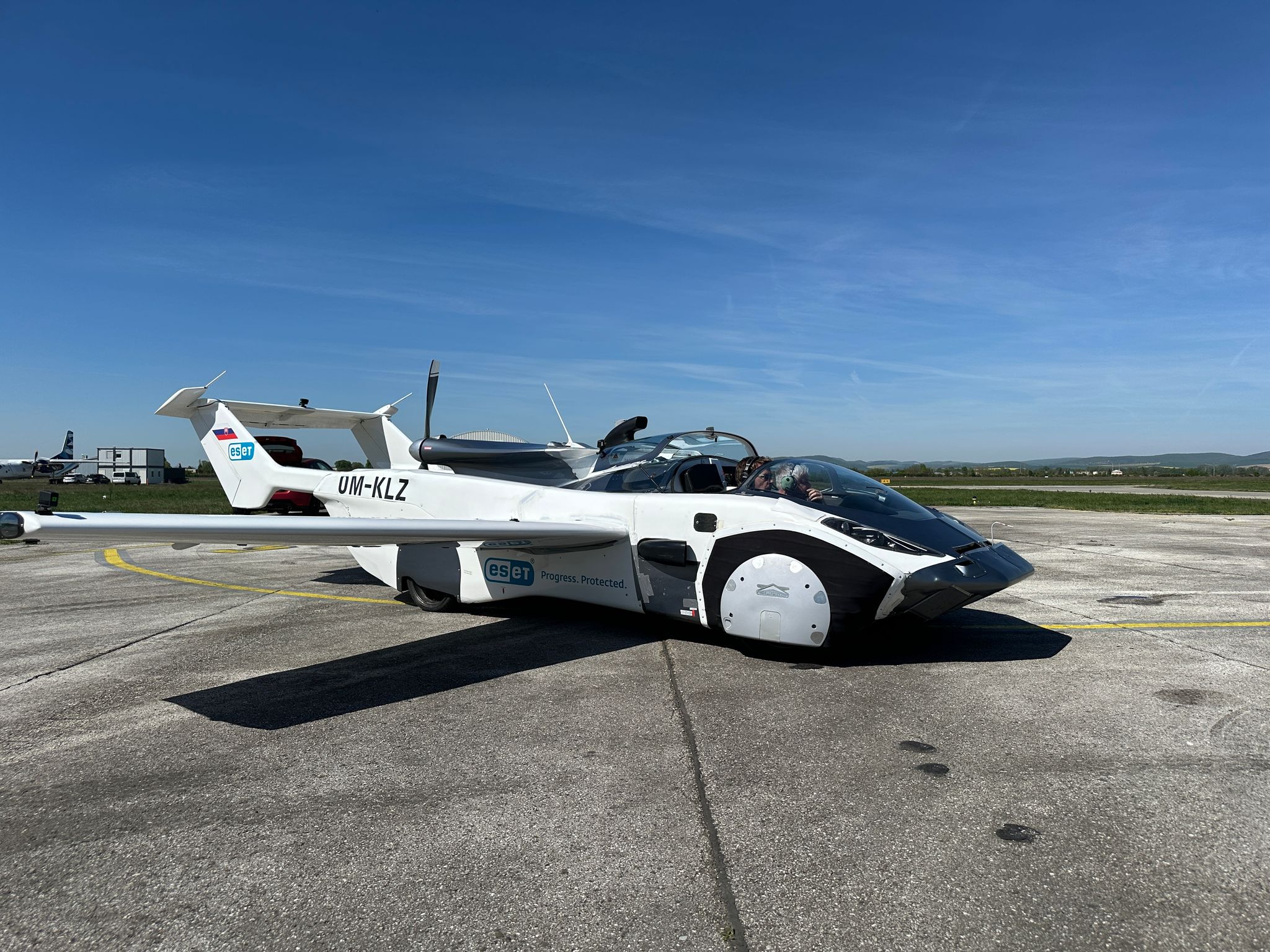 JMade in Slovakia by Professor Stefan Klein and KleinVision's co-founder Anton Zajac, the AirCar was approved for flight in 2022