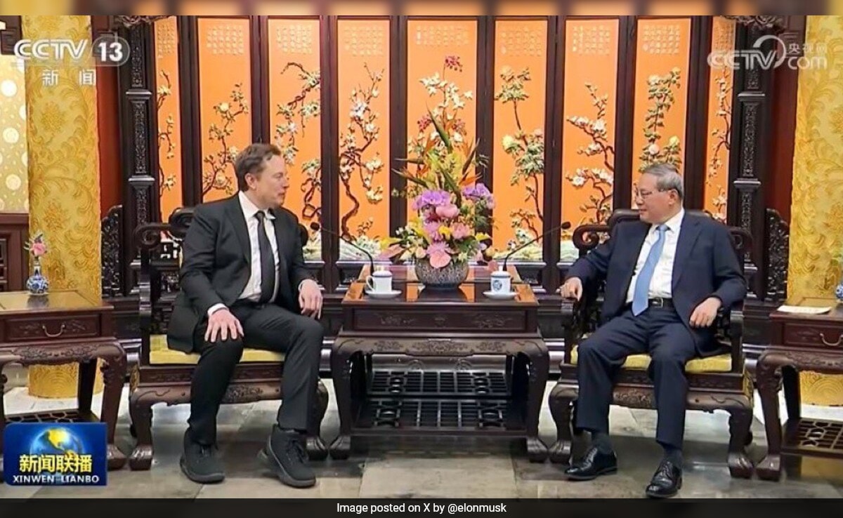 Elon Musk Meets Chinese Premier, Says 'All Cars Will Be Electric In Future'