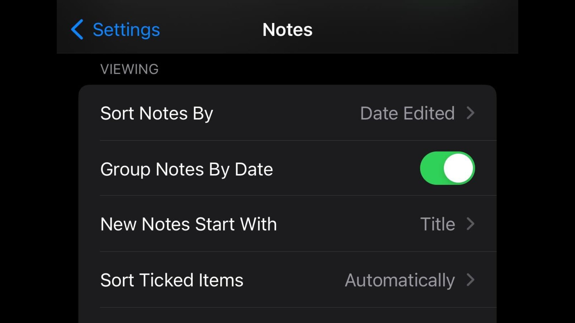 A screenshot of Apple Notes settings, showing the option to sort notes differently.