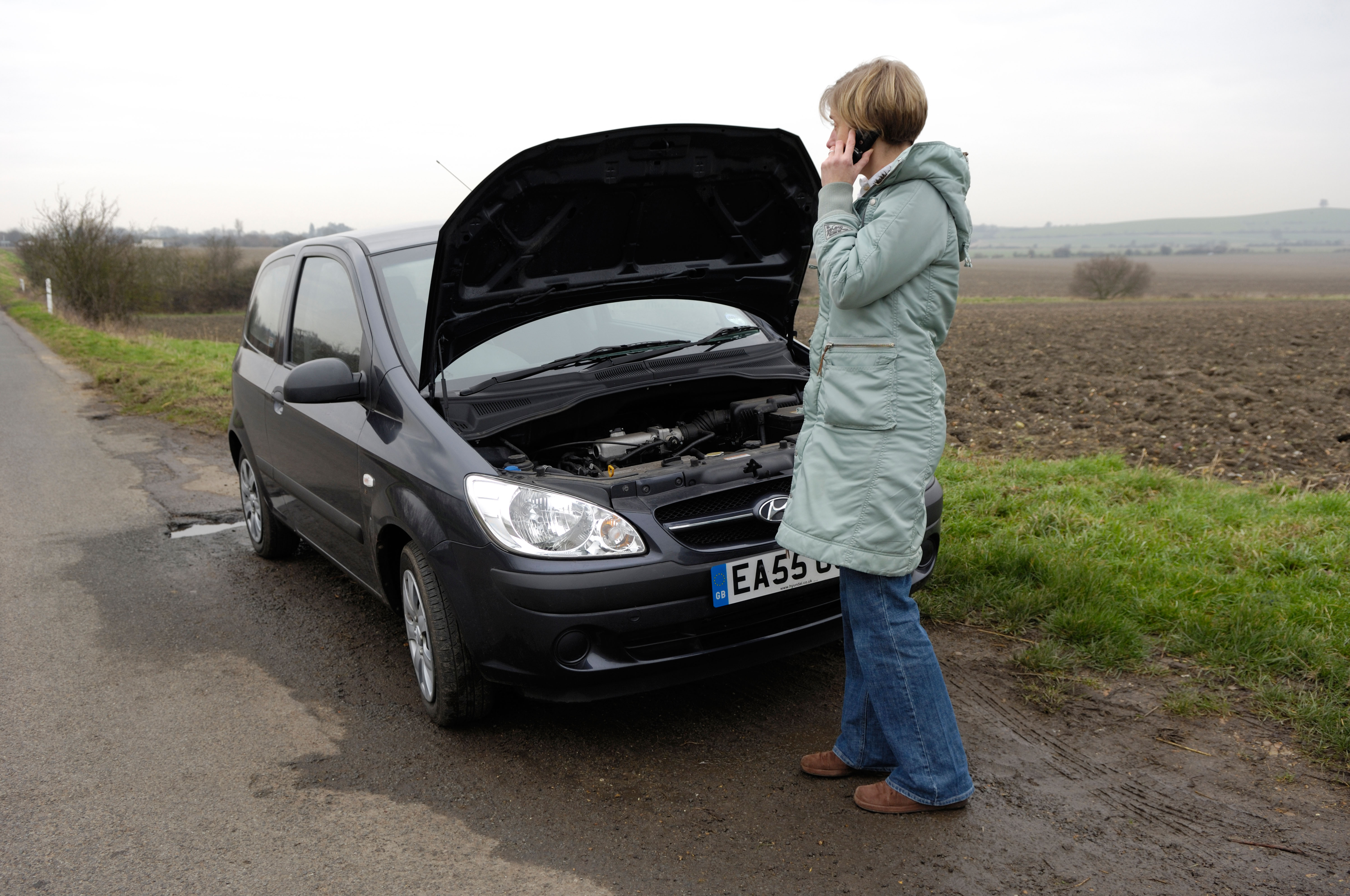 A mechanic has revealed an easy 'trick' to make it home when your car breaks down