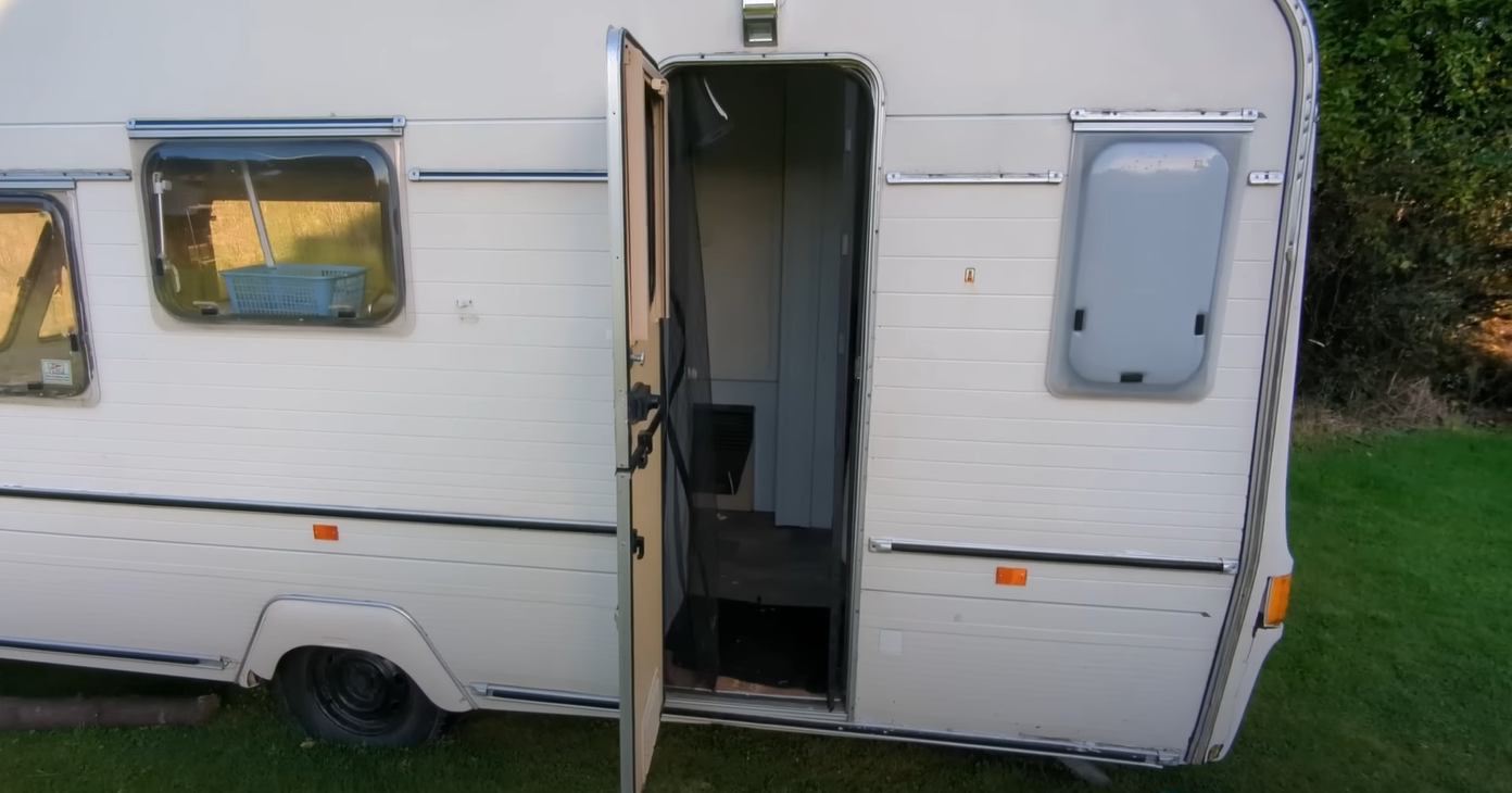 Kevin O'Reilly managed to buy the caravan for £950 after he spotted it in an online ad